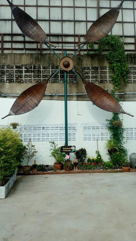 Kanghun Vintage Resort Kham Yai Exteriör bild